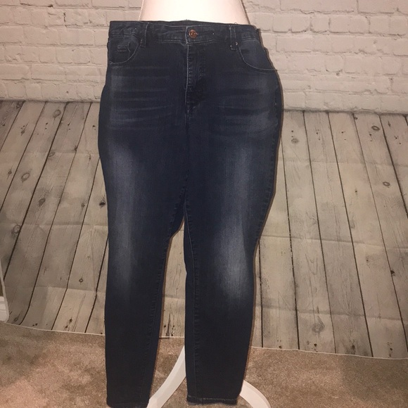 nine west cigarette jeans